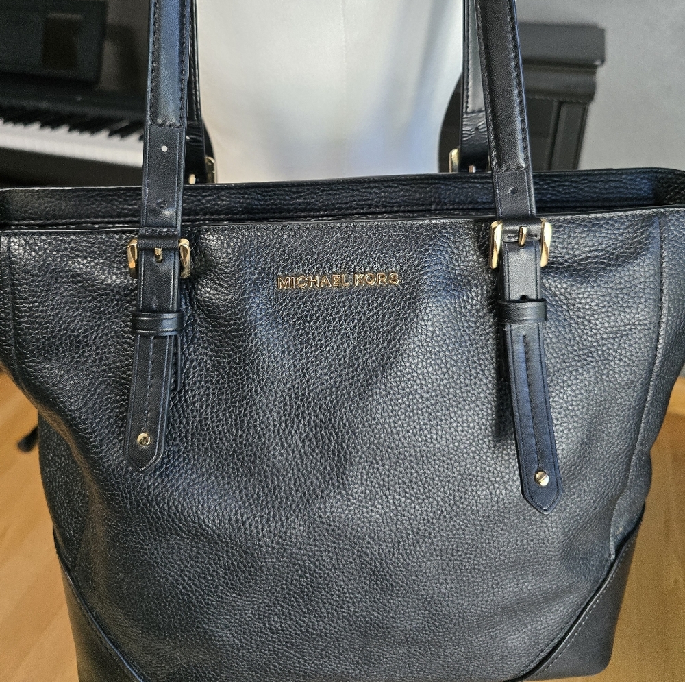 Michael Kors Black Leather Structured Tote - Picture 3 of 16